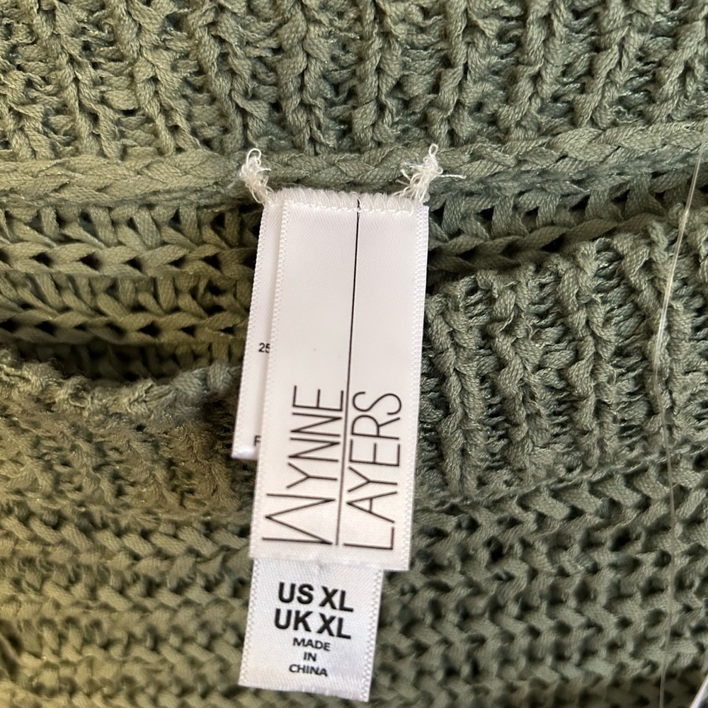 WynneLayers Distressed Sweater - Picture 3 of 3
